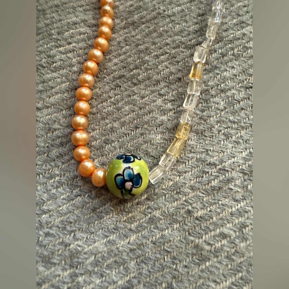 floral asymmetrical choker - Picture 3 of 7